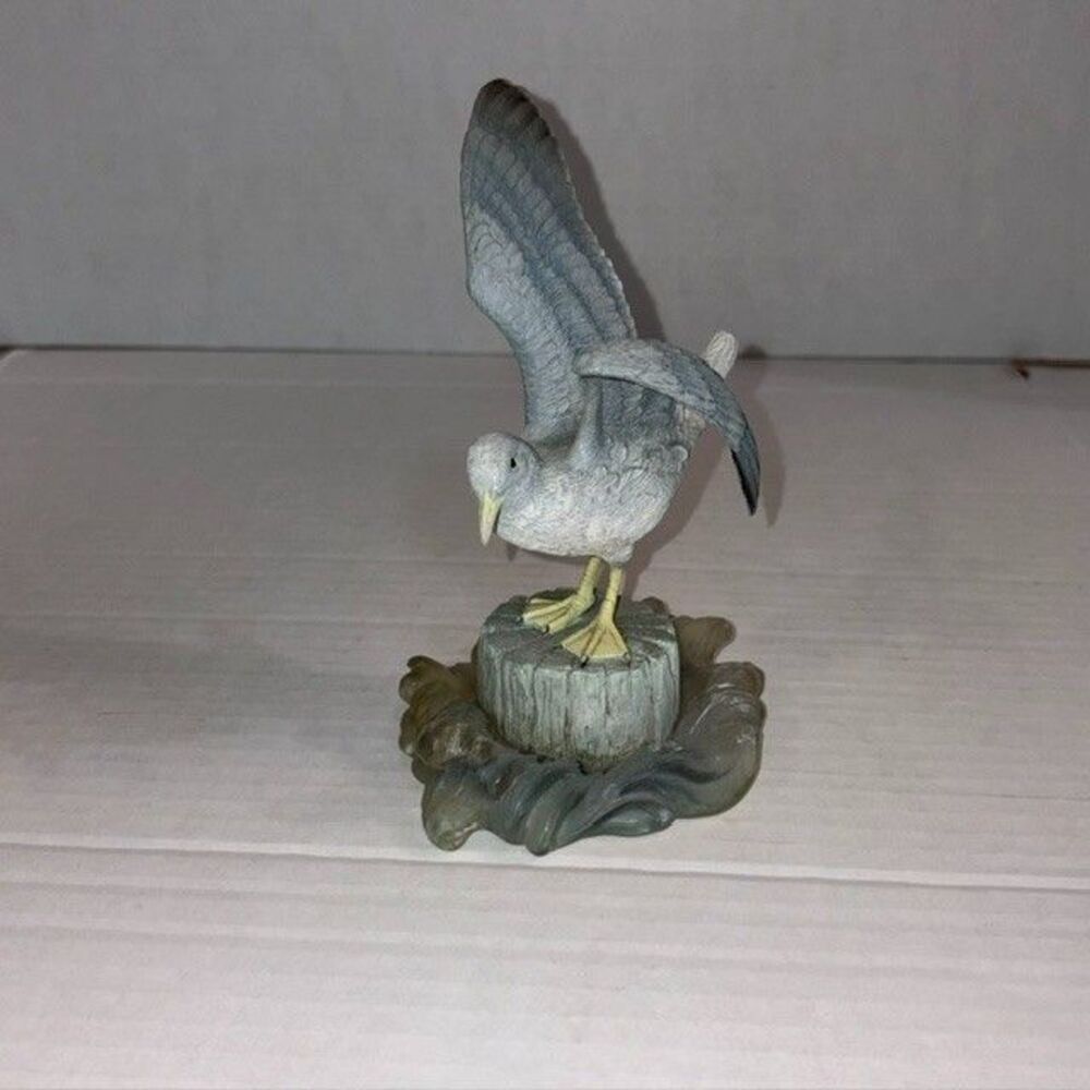 Lefton 11811 Gull Figurine 1998 Sam Nakamura Collectible Nautical Home Decor
